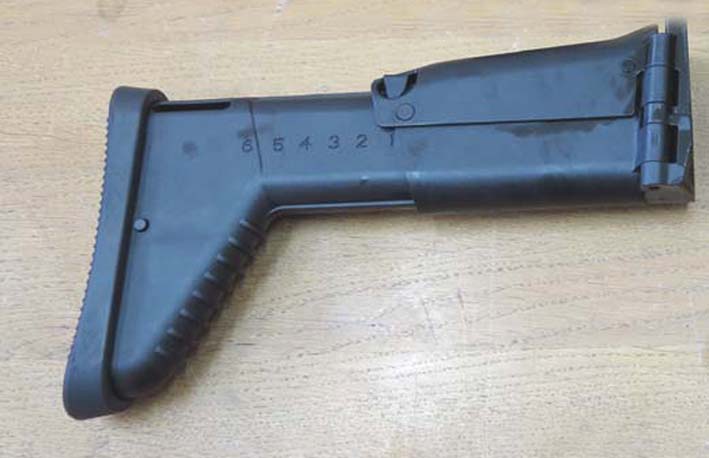Kundak na FN SCAR je izazvao podeljene reakcije, ali nesporno je da predstavlja čvrsto i veoma udobno rešenje