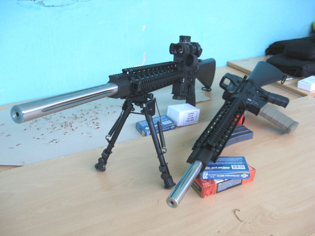 Dve verzije Schmeisser AR-15 Ultramatch STS