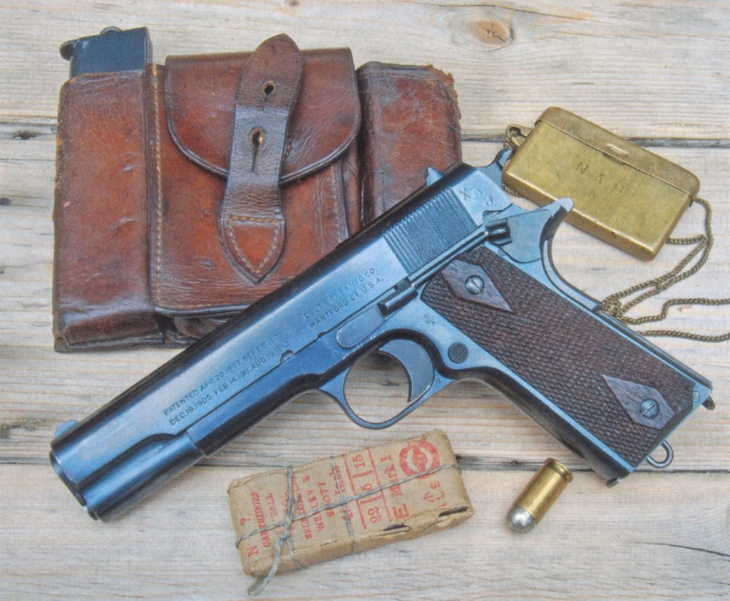 “Colt” je kasnije isporučivao Englezima pištolje i u njihovom kalibru .455 Eley. Oznaka kalibra nalazi se na dnu okvira i na desnoj strani navlake