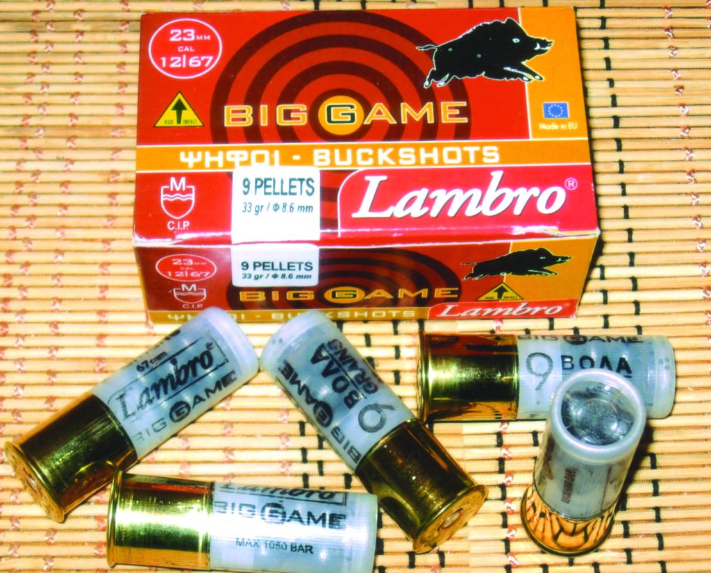 Big Game punjen olovnim kuglama prečnika 8,65 mm i 7,85 mm. Sagorevanjem čuvenog dvobaznog barut S4 ostvaruje se maksimalni radni pritisak od 800 bara