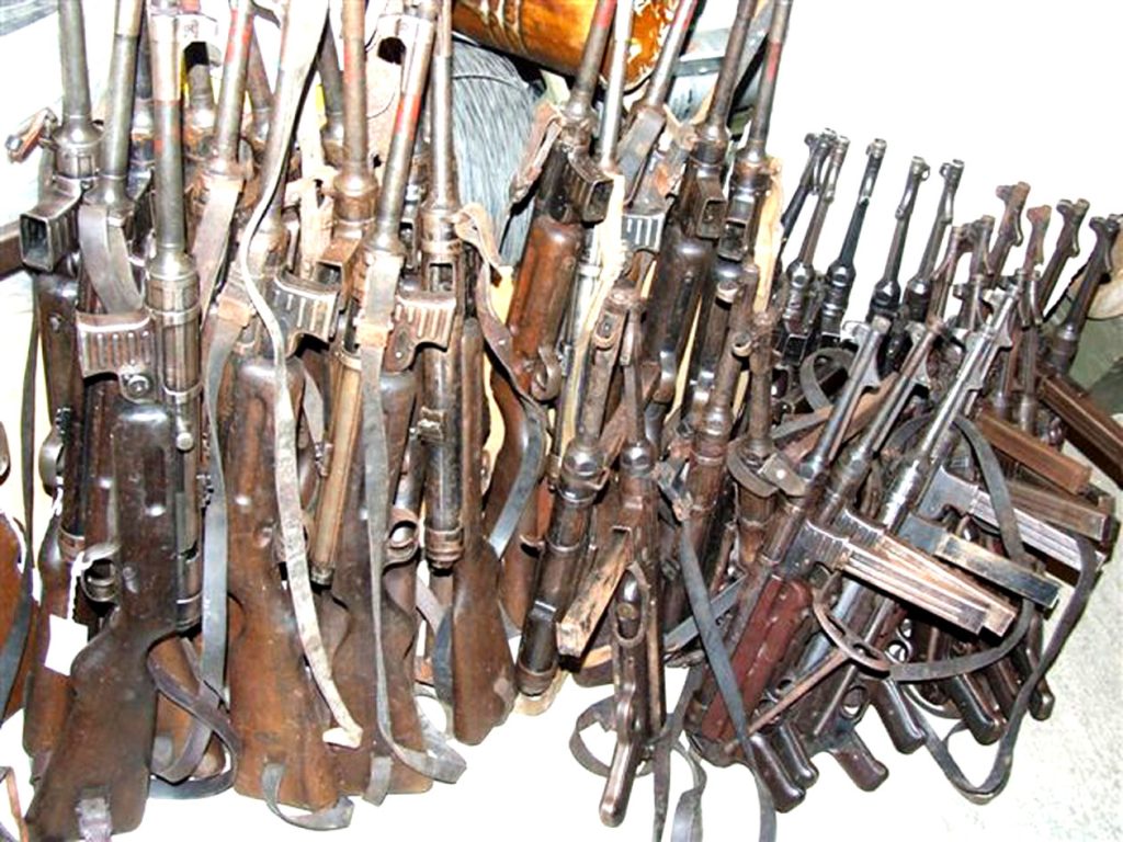U skladištima Teritorijalne odbrane SFRJ nalazila se srazmerno velika količina MP41, kao i znatno popularnijih MP40, ali i drugog oružja korišćenih u Drugom svetskom ratu